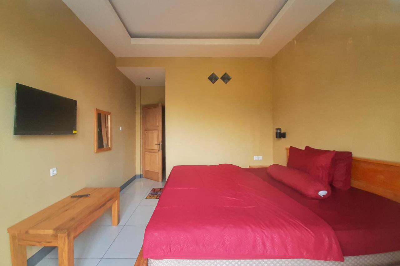 Delvia Bromo Homestay Mitra Reddoorz Pasuruan Exteriér fotografie
